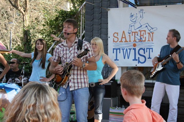 gal/2008/2008 Saitentwist Holzspatz Wortelfest Heisingen 30.08/2008 Saitentwist Holzspatz Wortelfest Heisingen 30.08. 043.jpg